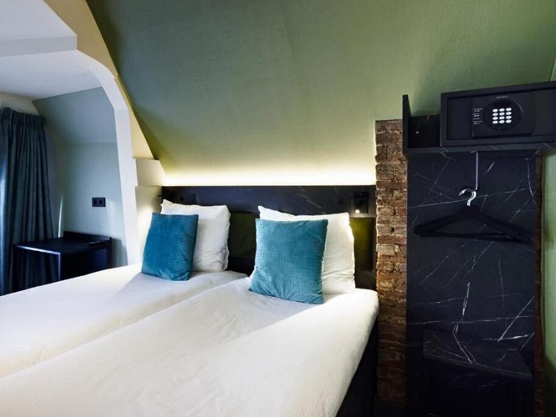 Ciao Papa Hotel Amsterdam Central Station