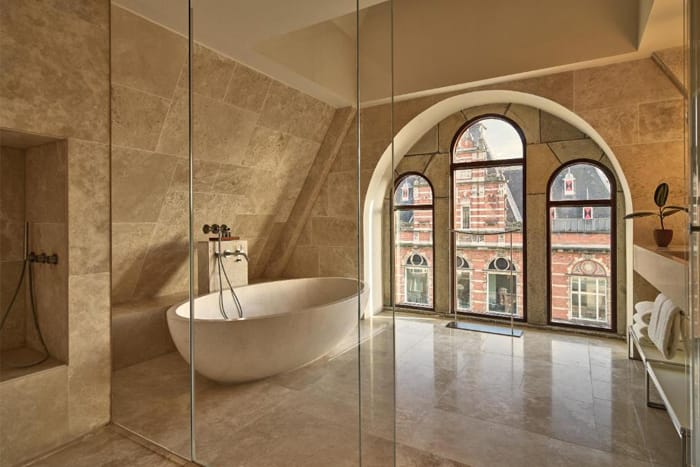 Badezimmer-Mandarin-Oriental-Conservatiorium-Luxushotel-Amsterdam