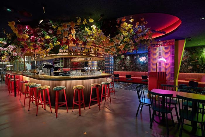 Bar-NH-Collection-Amsterdam-Flower-Market