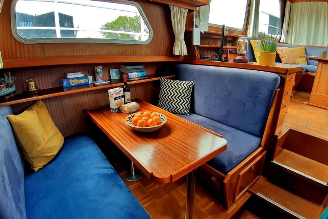 Hausboot-Amsterdam-Amstelle