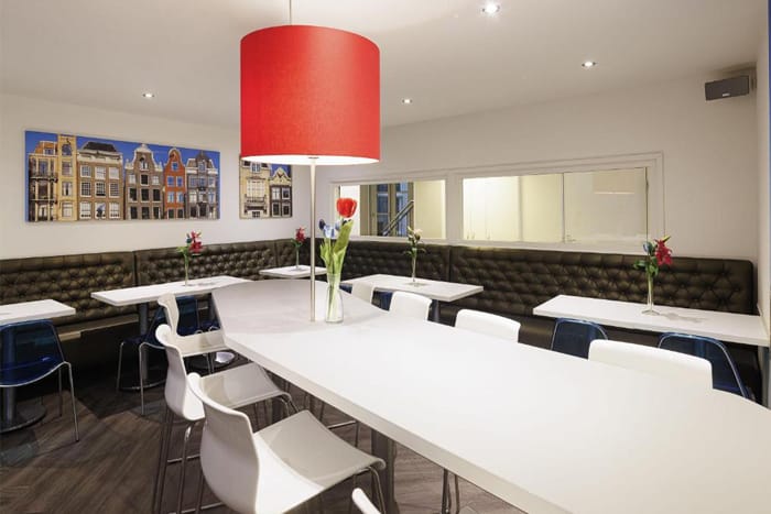 Ibis-Styles-Amsterdam-Frühstücksraum