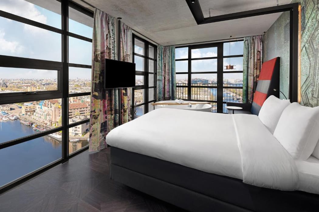 Inntel-Romantik-Hotel-in-Amsterdam.jpg