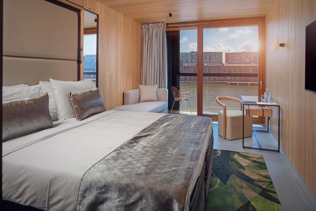 Romantik-Hotel-Jankarta-Amsterdam.jpg