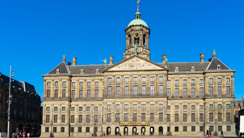Königspalast-in-Amsterdam-am-Damplatz